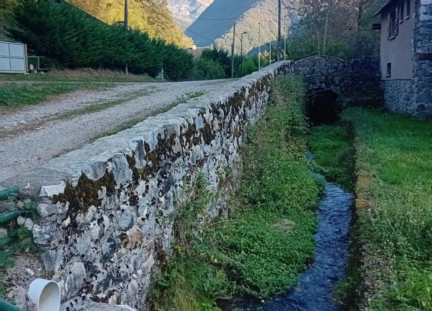Sur Le Gr10 Et Autres Sentiers A Aulus-Les-Bains Appartement